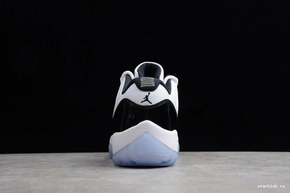 528895-153  528895-153 Retro Concord Jordan 11 Low 0802